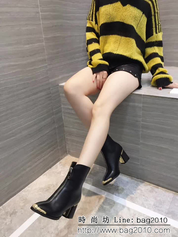 CHANEL香奈兒 明星同款 經典款 粒面牛皮女靴 QZS2593